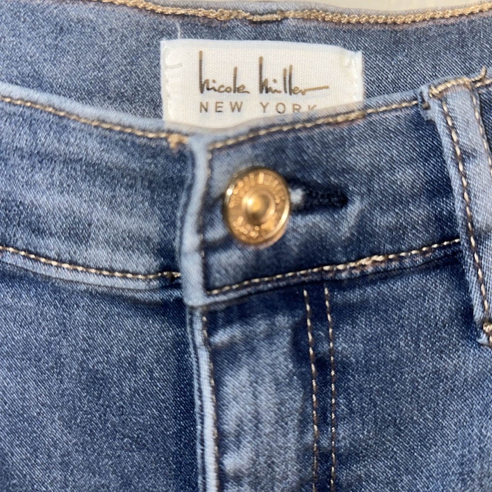 Nicole Miller Soho High Rise Denim Bermuda Shorts Size 6 Stretch Classic Blue - Picture 5 of 8
